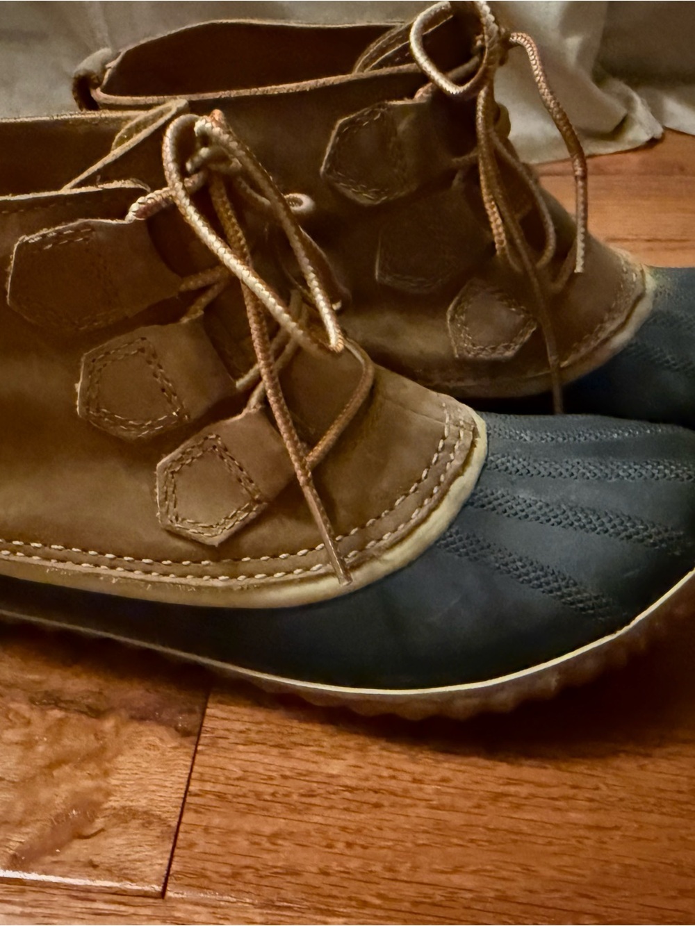 SOREL Two-Tone Brown and Black Lace-Up Duck Boots